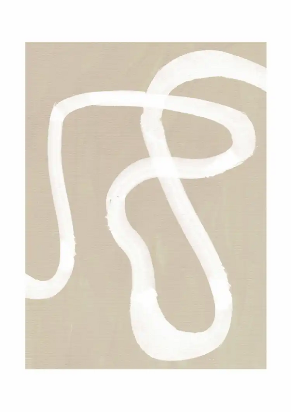 Abstract schilderij met bc 045 - abstract van CollageDepot, met een witte doorlopende luslijn op een beige achtergrond, die lijkt op een vloeiend kronkelend pad. Het kunstwerk benadrukt eenvoud en kromlijnige vormen.-